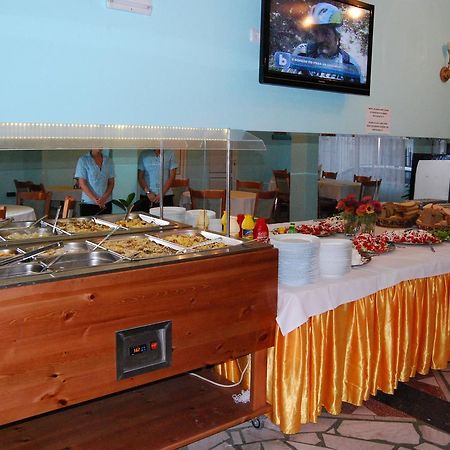 Alpina Hotel Lozenets Ngoại thất bức ảnh