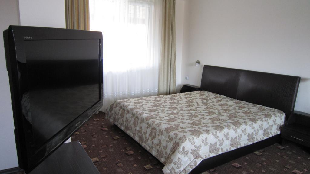 Alpina Hotel Lozenets Phòng bức ảnh