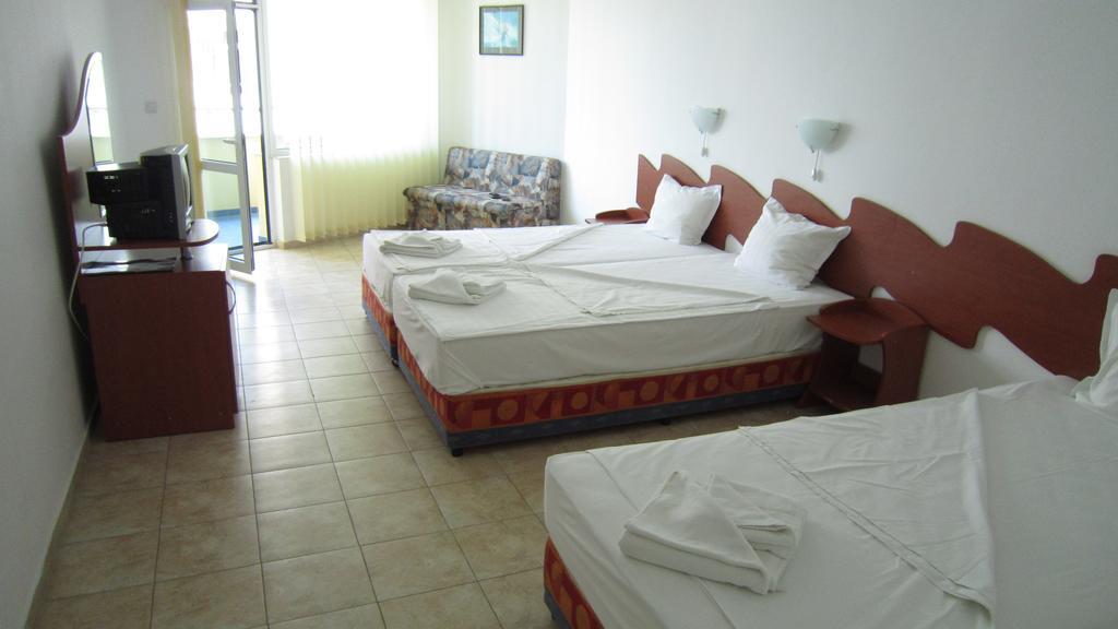 Alpina Hotel Lozenets Phòng bức ảnh