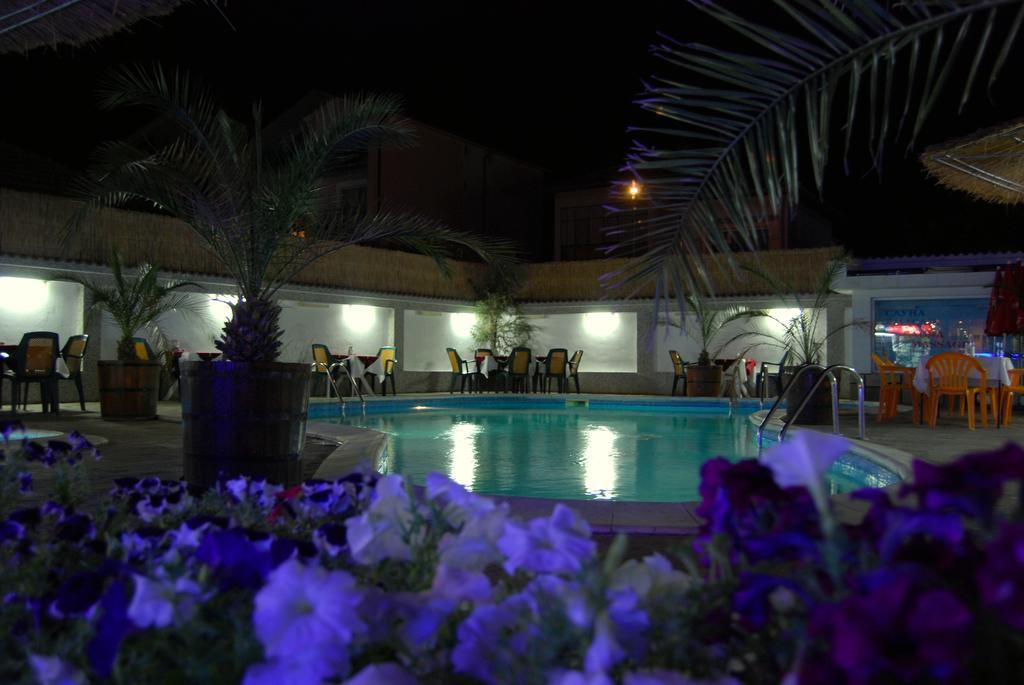 Alpina Hotel Lozenets Ngoại thất bức ảnh